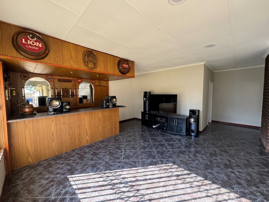 4 Bedroom Property for Sale in Parkrand Gauteng