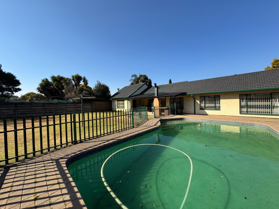 4 Bedroom Property for Sale in Parkrand Gauteng
