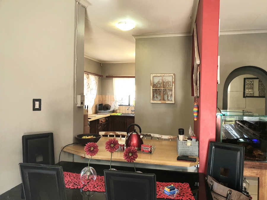 2 Bedroom Property for Sale in Doornpoort Gauteng