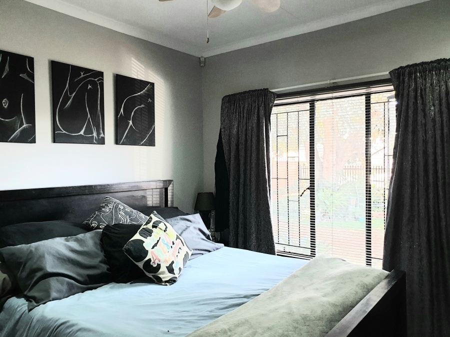 2 Bedroom Property for Sale in Doornpoort Gauteng
