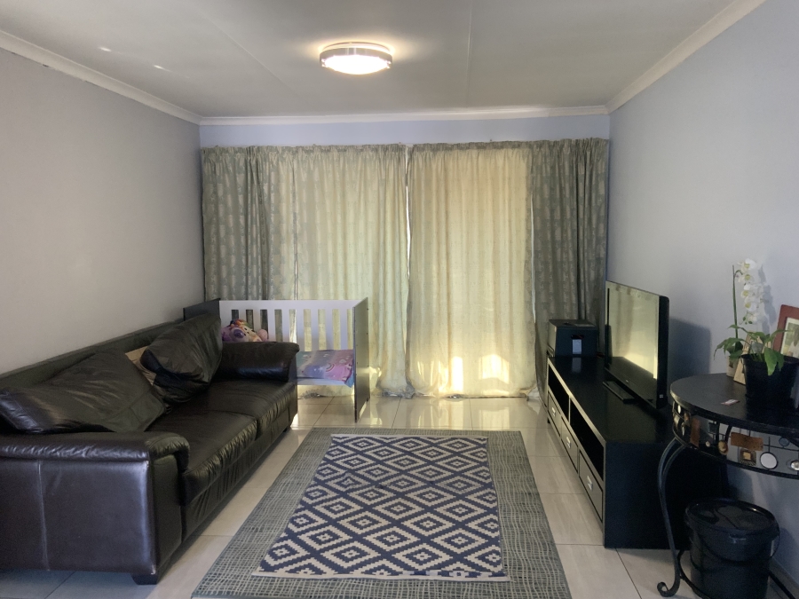 2 Bedroom Property for Sale in Parkrand Gauteng