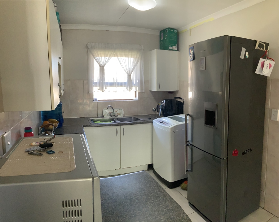 2 Bedroom Property for Sale in Parkrand Gauteng
