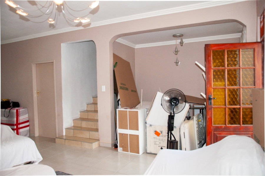 2 Bedroom Property for Sale in Halfway Gardens Gauteng