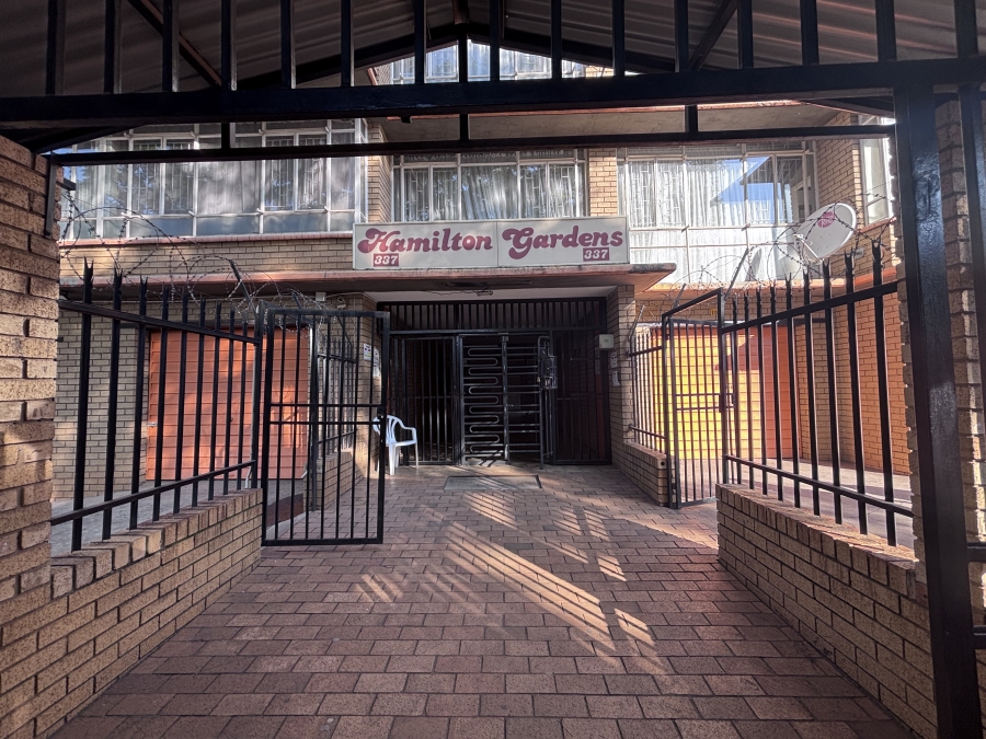 2 Bedroom Property for Sale in Pretoria Central Gauteng