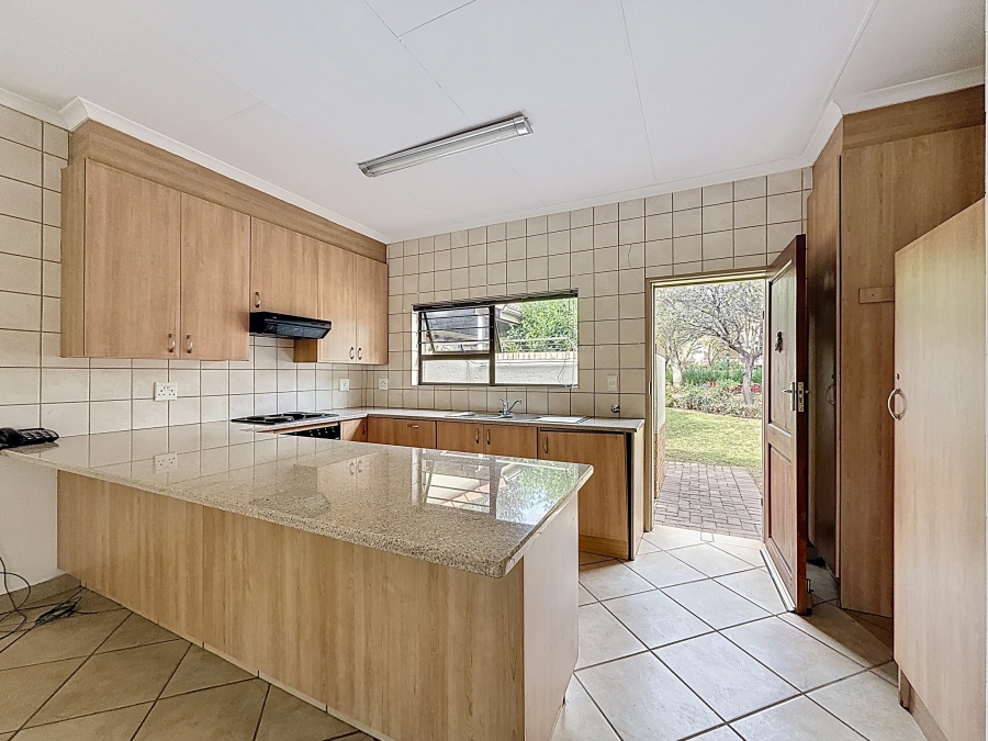 To Let 1 Bedroom Property for Rent in The Meadows Gauteng