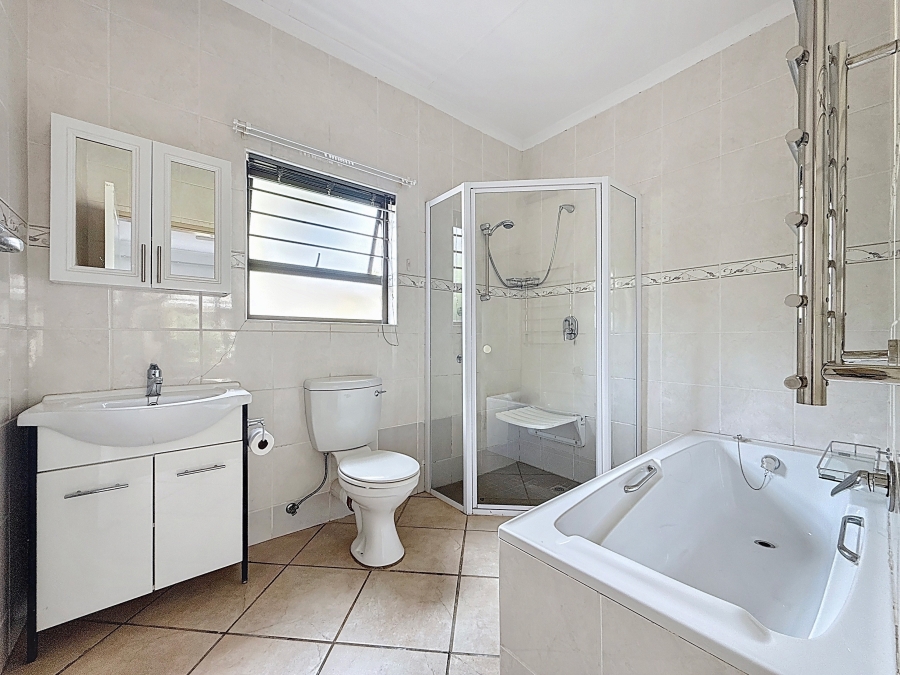 To Let 1 Bedroom Property for Rent in The Meadows Gauteng
