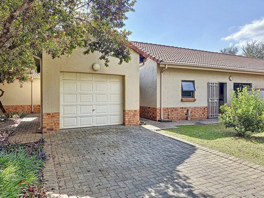To Let 1 Bedroom Property for Rent in The Meadows Gauteng