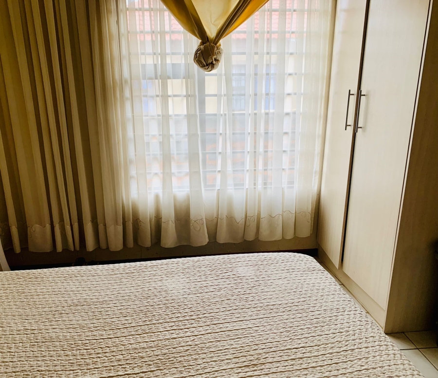 2 Bedroom Property for Sale in Bergsig Gauteng