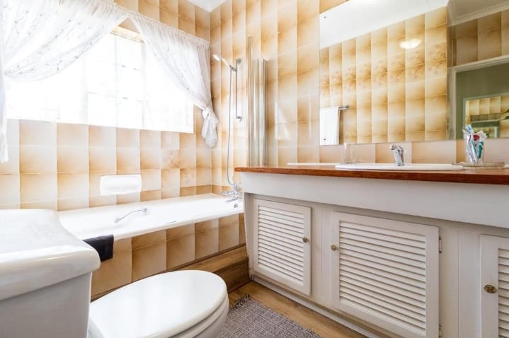 4 Bedroom Property for Sale in Brackenhurst Gauteng