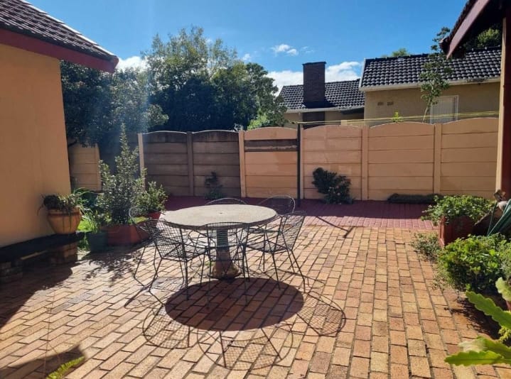 4 Bedroom Property for Sale in Brackenhurst Gauteng