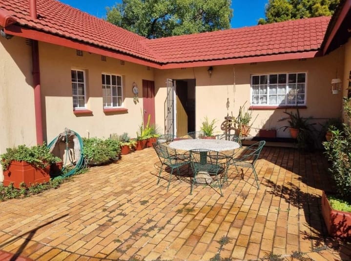 4 Bedroom Property for Sale in Brackenhurst Gauteng