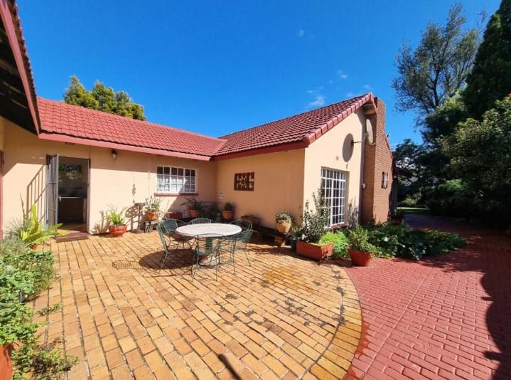 4 Bedroom Property for Sale in Brackenhurst Gauteng
