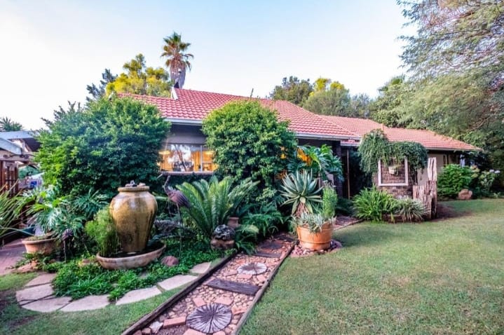 3 Bedroom Property for Sale in Brackenhurst Gauteng