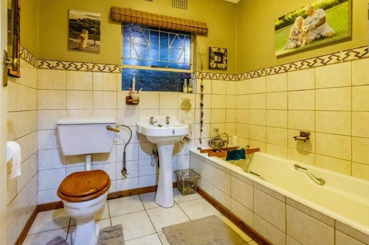 3 Bedroom Property for Sale in Brackenhurst Gauteng