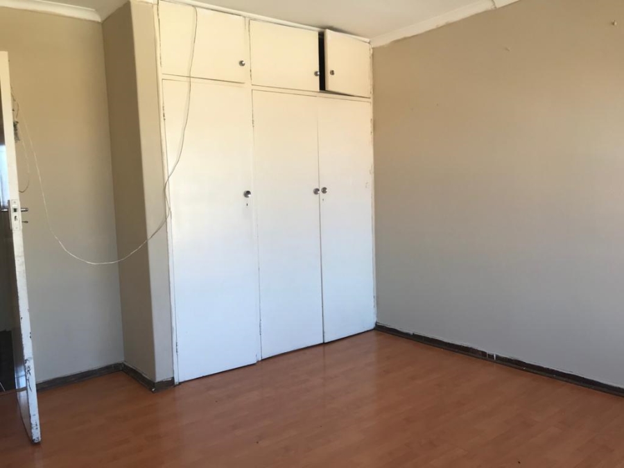 2 Bedroom Property for Sale in Maraisburg Gauteng
