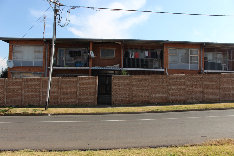 2 Bedroom Property for Sale in Maraisburg Gauteng