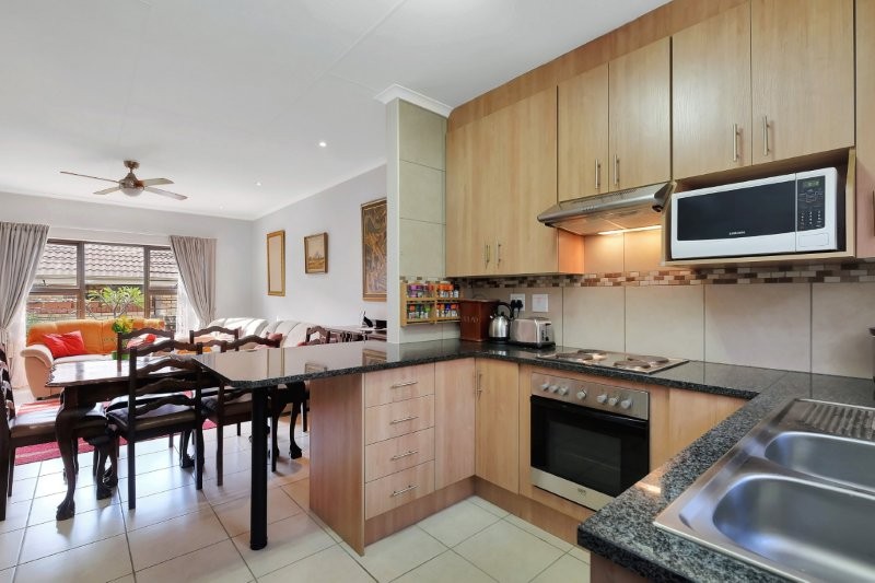 3 Bedroom Property for Sale in Olivedale Gauteng