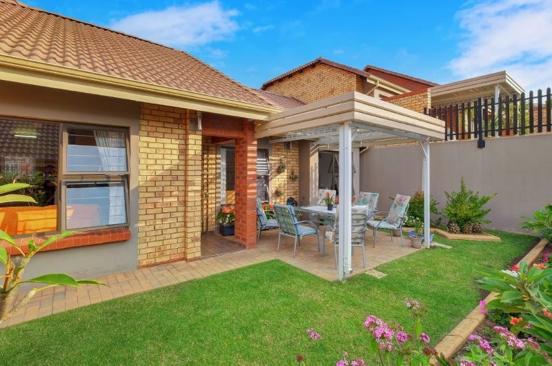 3 Bedroom Property for Sale in Olivedale Gauteng