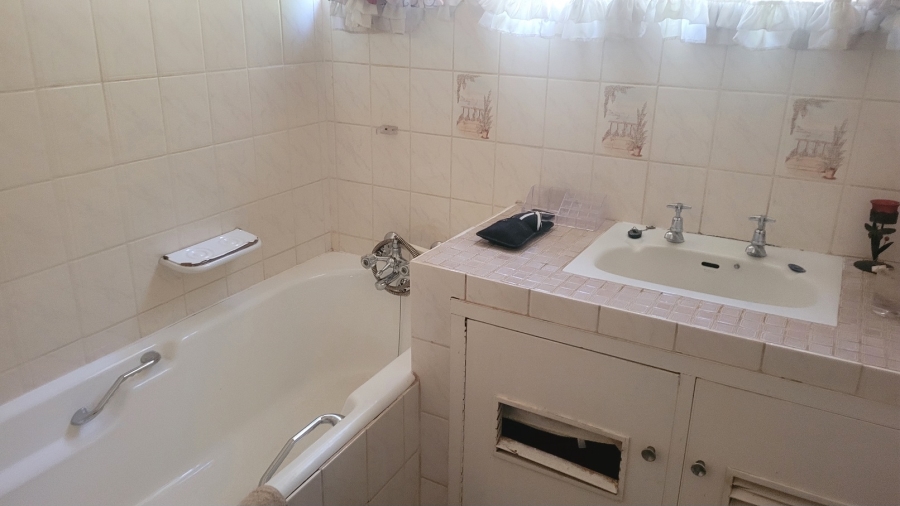 3 Bedroom Property for Sale in Sinoville Gauteng