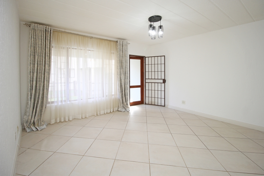 2 Bedroom Property for Sale in Norwood Gauteng