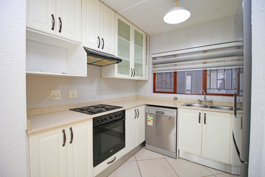 2 Bedroom Property for Sale in Norwood Gauteng