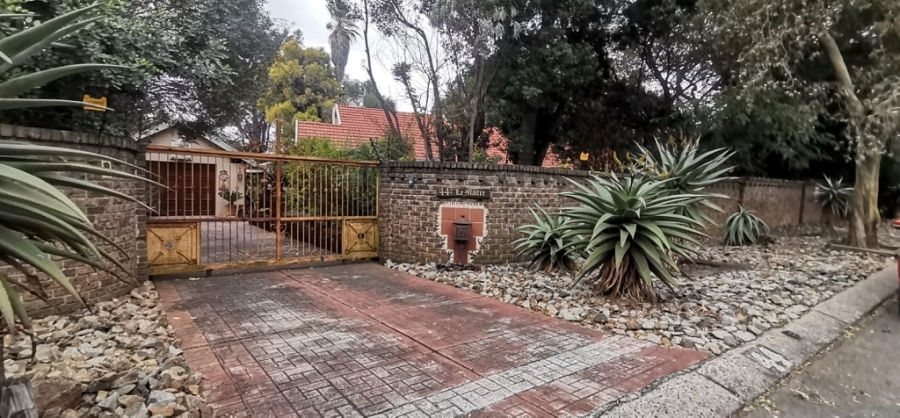 3 Bedroom Property for Sale in Brackenhurst Gauteng