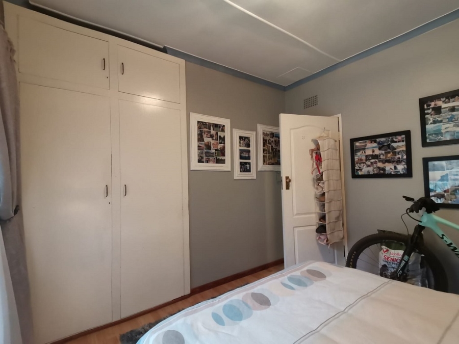 3 Bedroom Property for Sale in Brackenhurst Gauteng