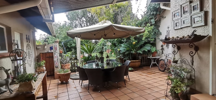 3 Bedroom Property for Sale in Brackenhurst Gauteng