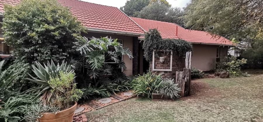 3 Bedroom Property for Sale in Brackenhurst Gauteng