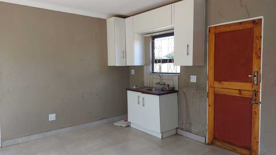 3 Bedroom Property for Sale in Crystal Park Gauteng