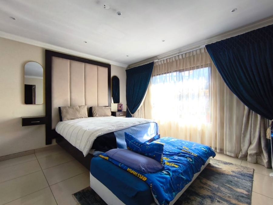 3 Bedroom Property for Sale in New Redruth Gauteng