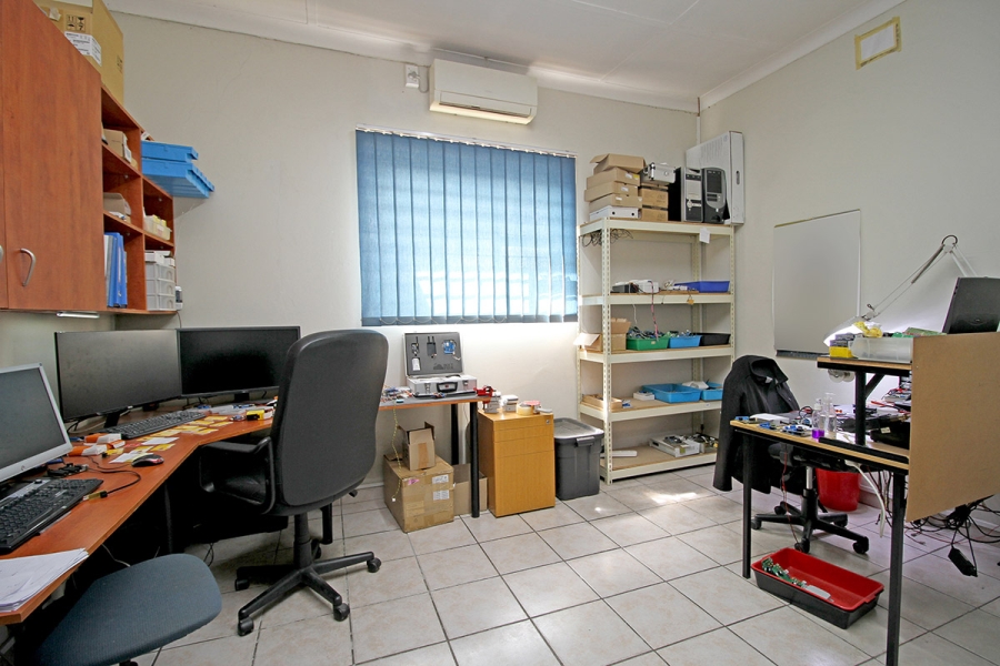 4 Bedroom Property for Sale in Edenvale Central Gauteng