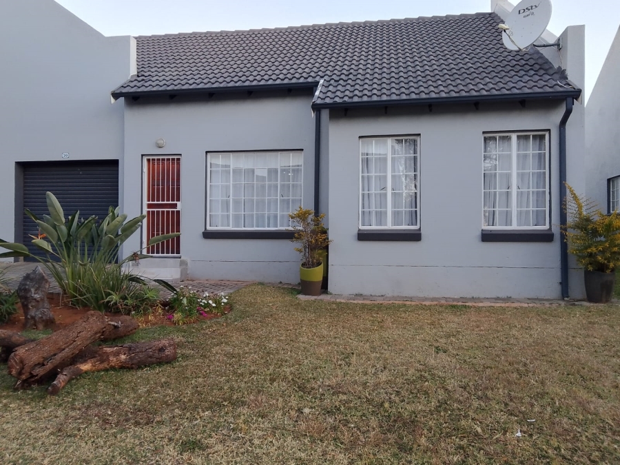 2 Bedroom Property for Sale in Amandasig Gauteng