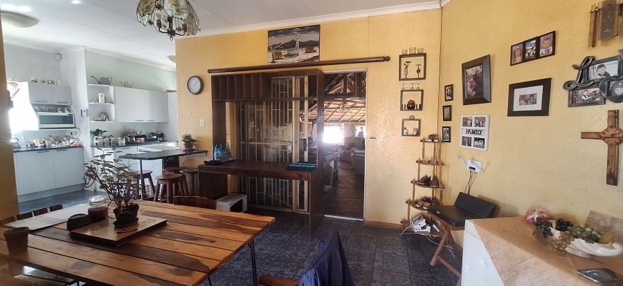4 Bedroom Property for Sale in Westonaria Gauteng