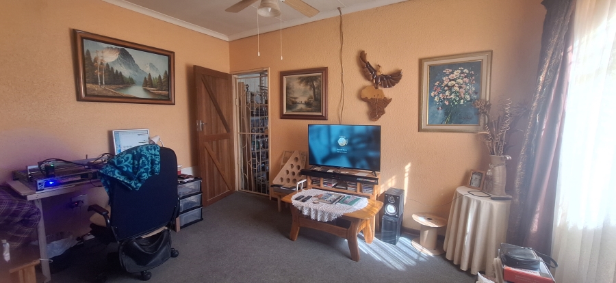 4 Bedroom Property for Sale in Westonaria Gauteng