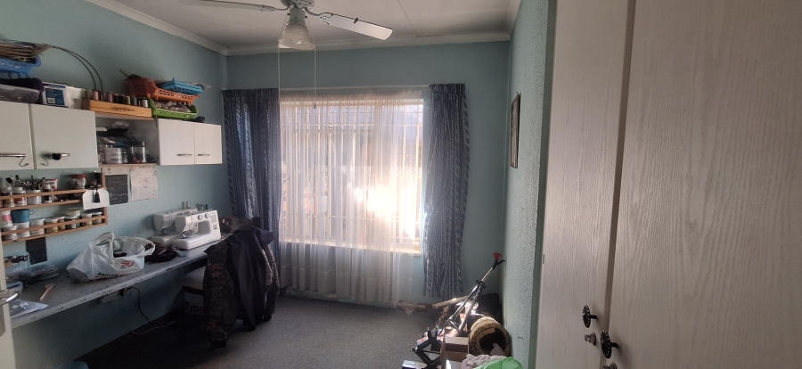 4 Bedroom Property for Sale in Westonaria Gauteng
