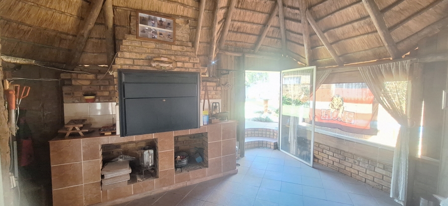 4 Bedroom Property for Sale in Westonaria Gauteng