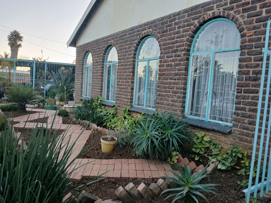 4 Bedroom Property for Sale in Danville Gauteng