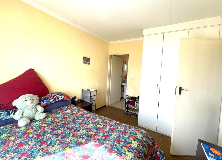 3 Bedroom Property for Sale in Dawn Park Gauteng