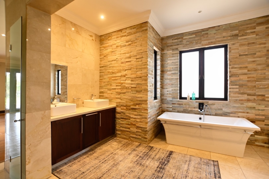 5 Bedroom Property for Sale in Sable Hills Gauteng