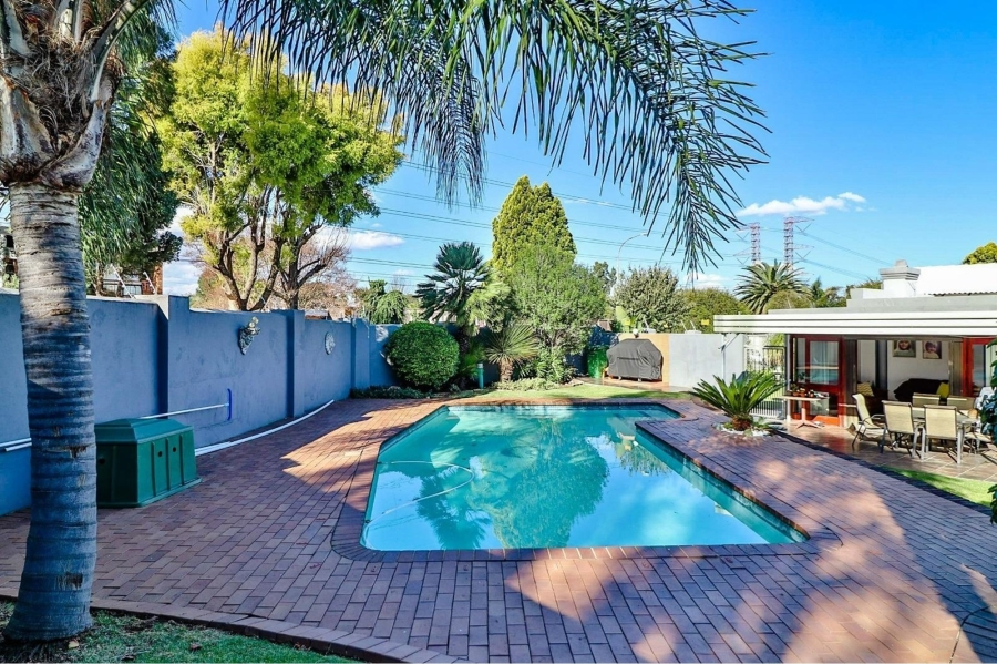 4 Bedroom Property for Sale in Randhart Gauteng