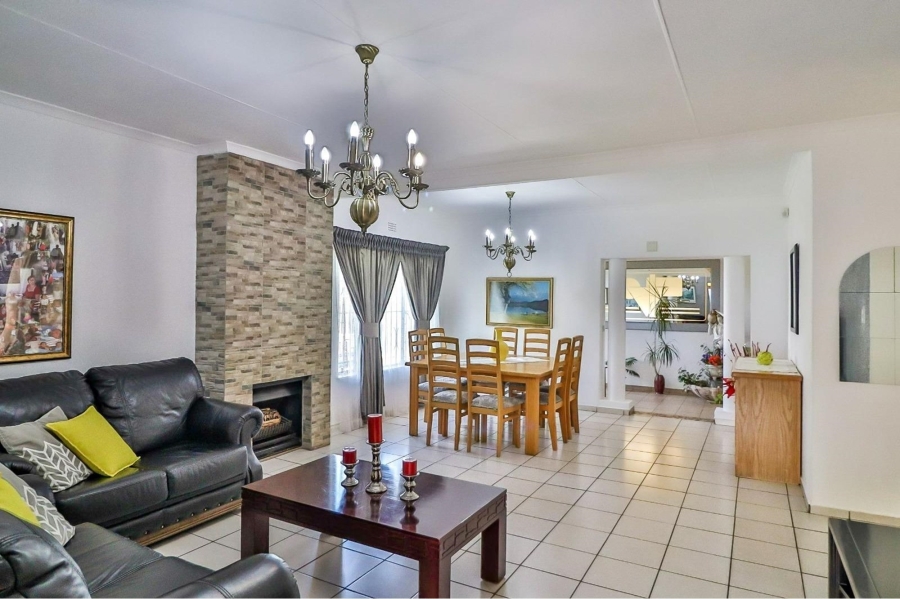 4 Bedroom Property for Sale in Randhart Gauteng