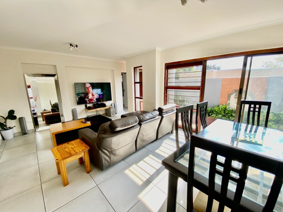 To Let 2 Bedroom Property for Rent in Morningside Gauteng