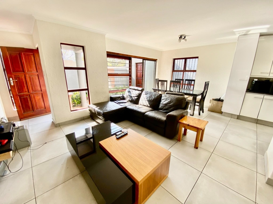 To Let 2 Bedroom Property for Rent in Morningside Gauteng