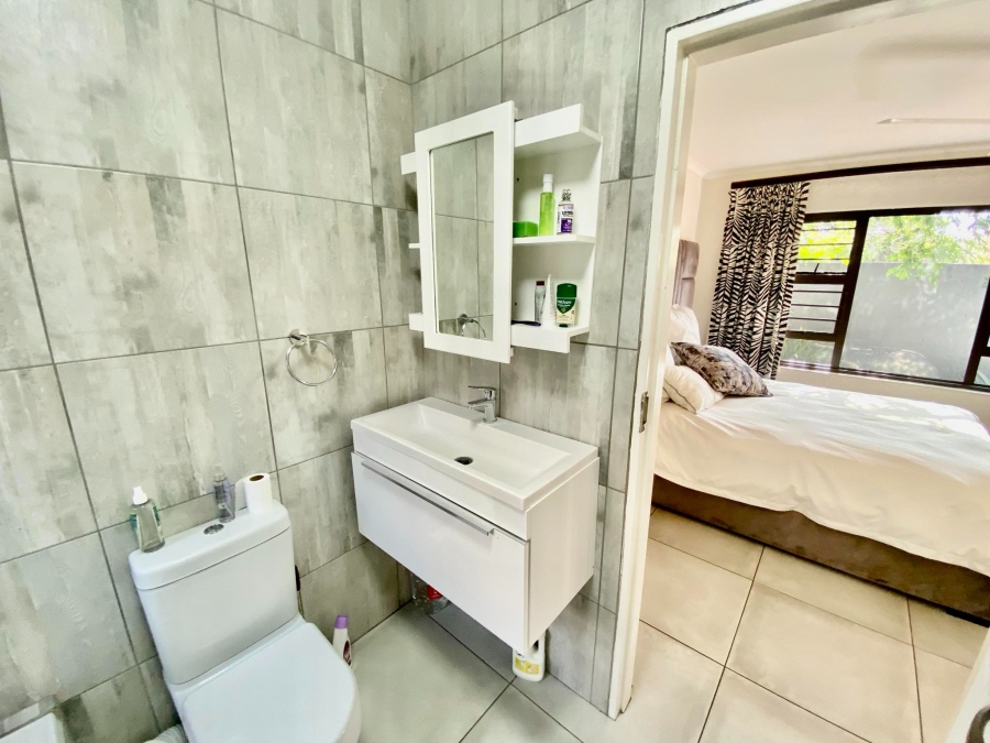 To Let 2 Bedroom Property for Rent in Morningside Gauteng