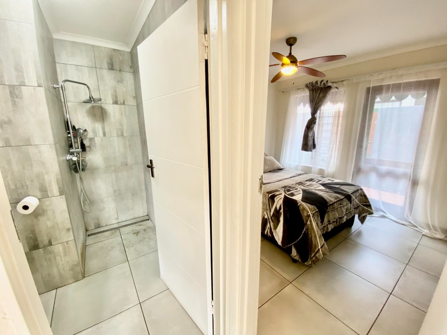 To Let 2 Bedroom Property for Rent in Morningside Gauteng