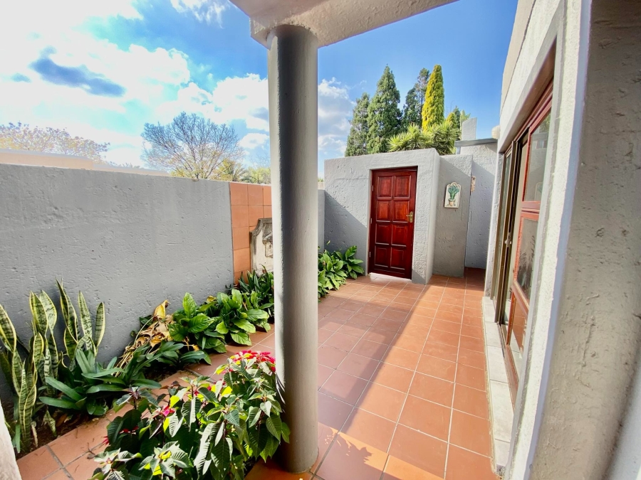 To Let 2 Bedroom Property for Rent in Morningside Gauteng