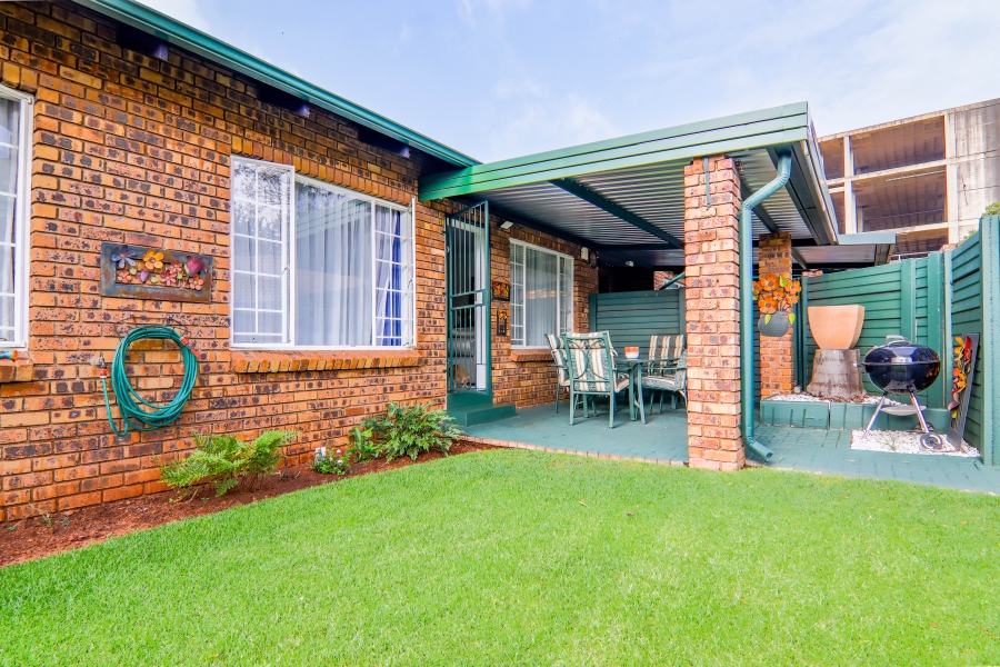 To Let 2 Bedroom Property for Rent in Moreleta Park Gauteng