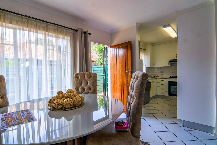To Let 2 Bedroom Property for Rent in Moreleta Park Gauteng