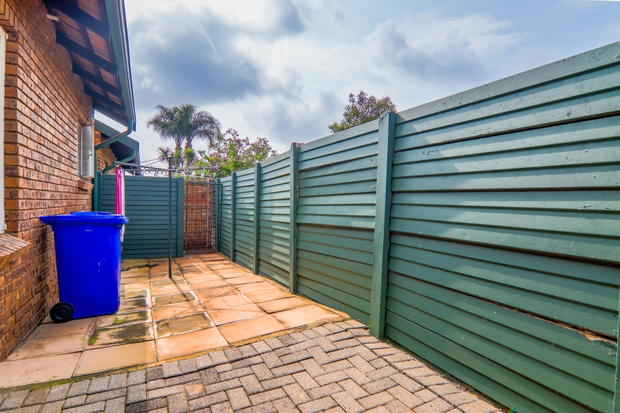 To Let 2 Bedroom Property for Rent in Moreleta Park Gauteng